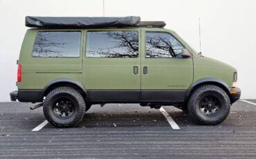 Chevrolet-astro-1995-green-10