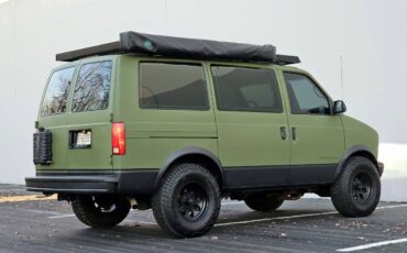 Chevrolet-astro-1995-green-2