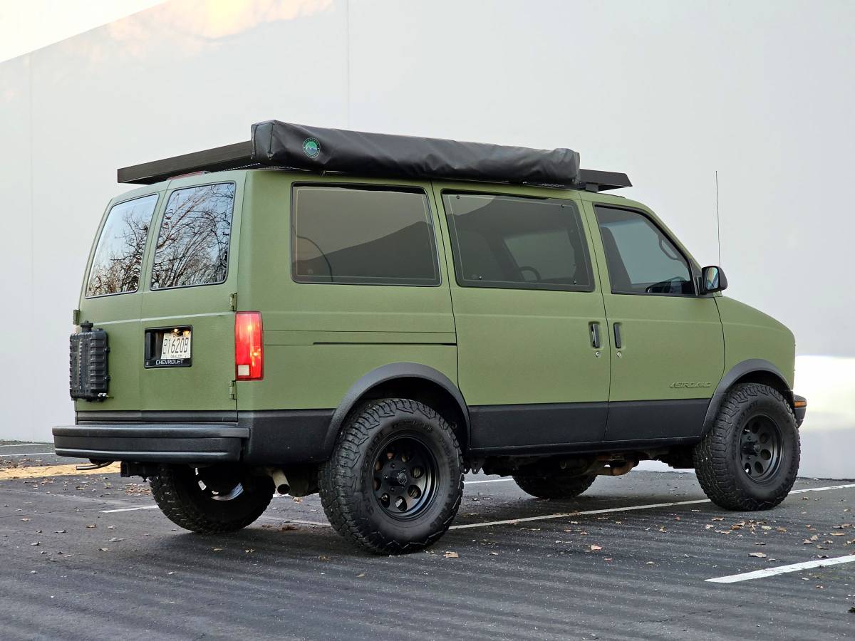 Chevrolet-astro-1995-green-2