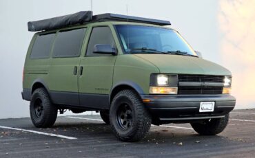 Chevrolet-astro-1995-green-7