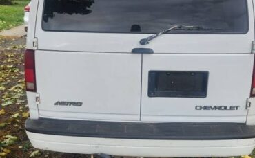 Chevrolet-astro-passenger-1996-white-1