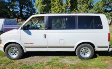 Chevrolet-astro-passenger-1996-white-6