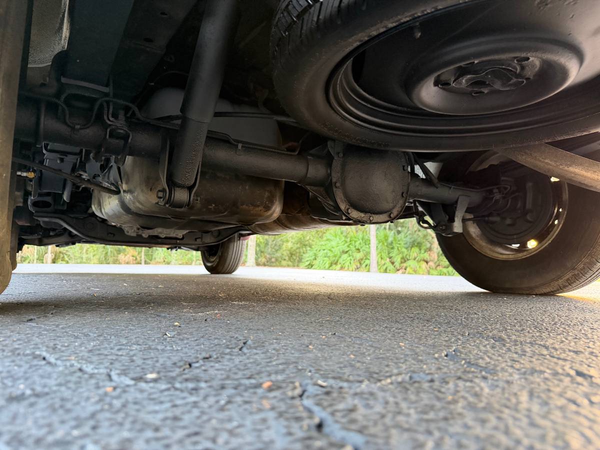 Chevrolet-astro-van-1996-purple-11