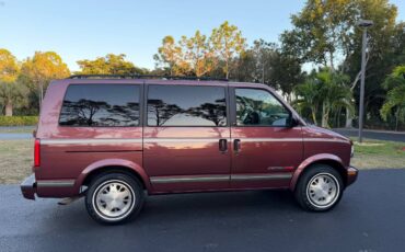 Chevrolet-astro-van-1996-purple-13