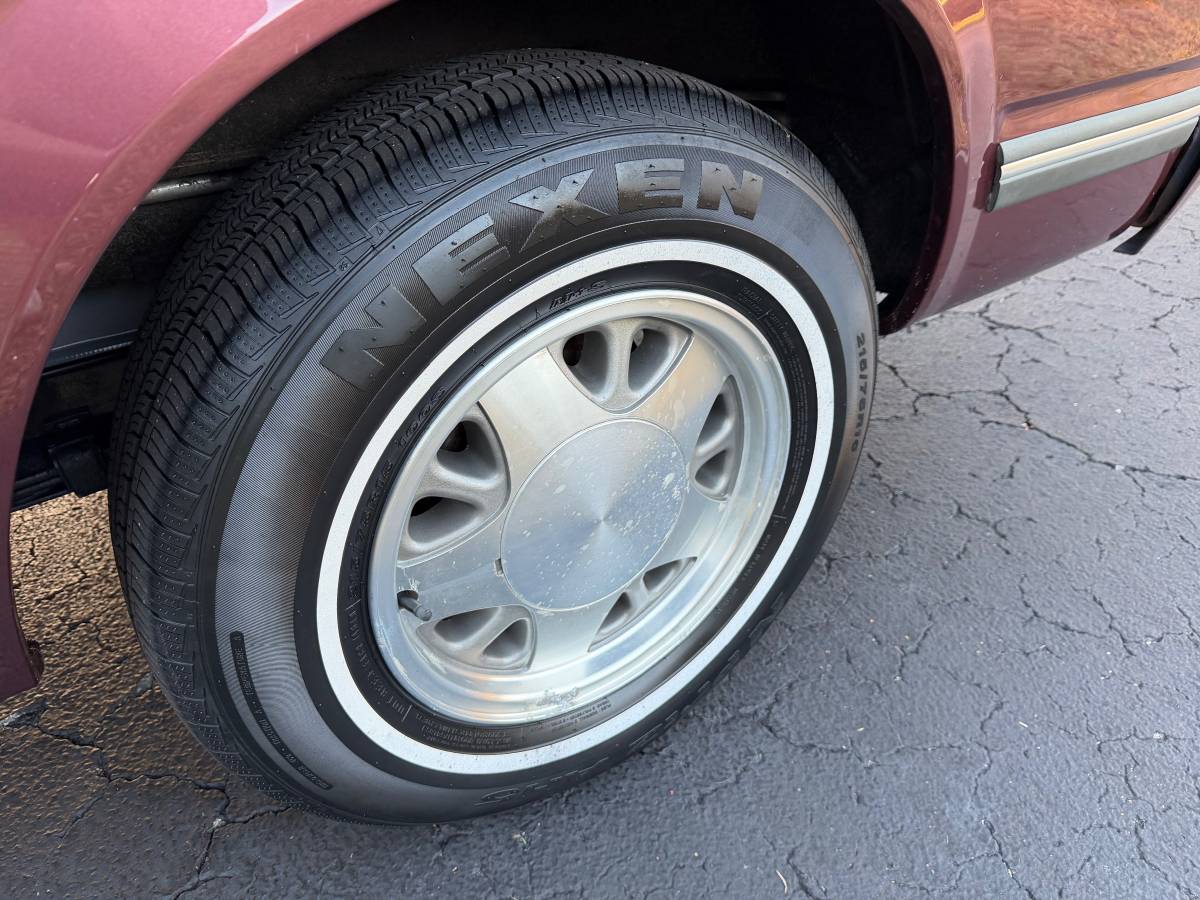 Chevrolet-astro-van-1996-purple-15