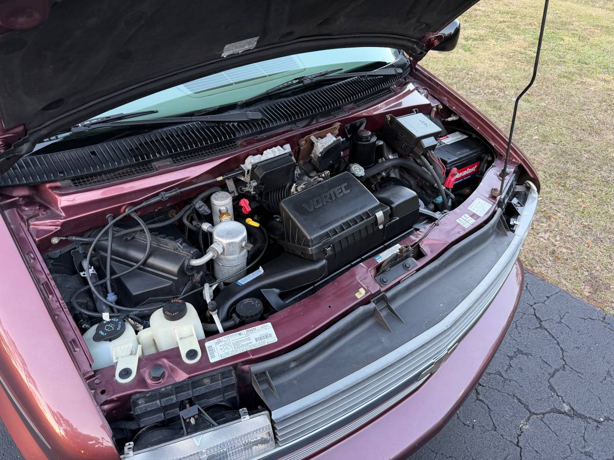 Chevrolet-astro-van-1996-purple-22