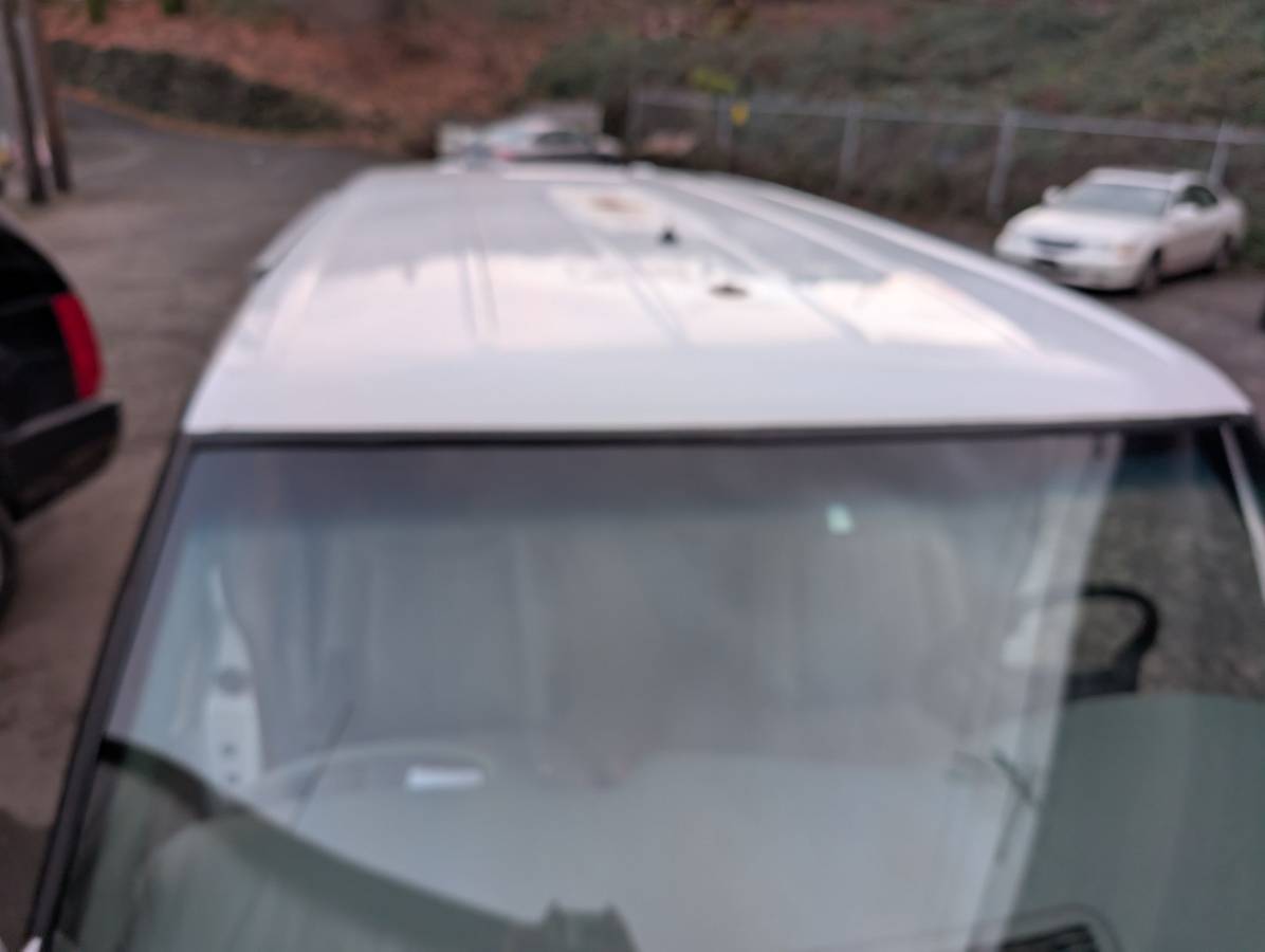 Chevrolet-astro-van-1996-white-16