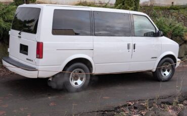 Chevrolet-astro-van-1996-white-7