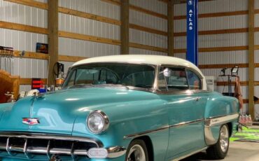 Chevrolet-bel-air-1954-blue