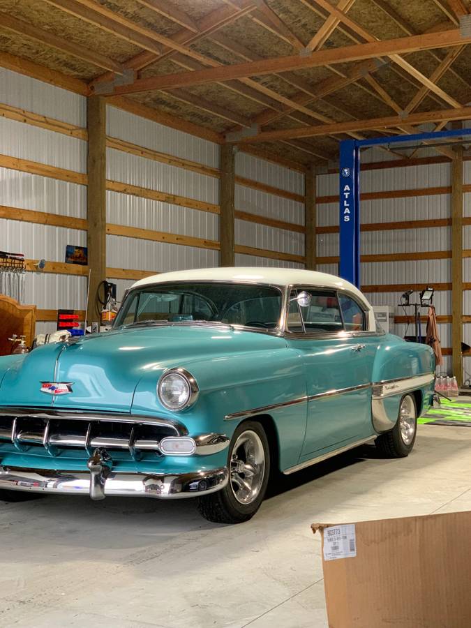 Chevrolet-bel-air-1954-blue