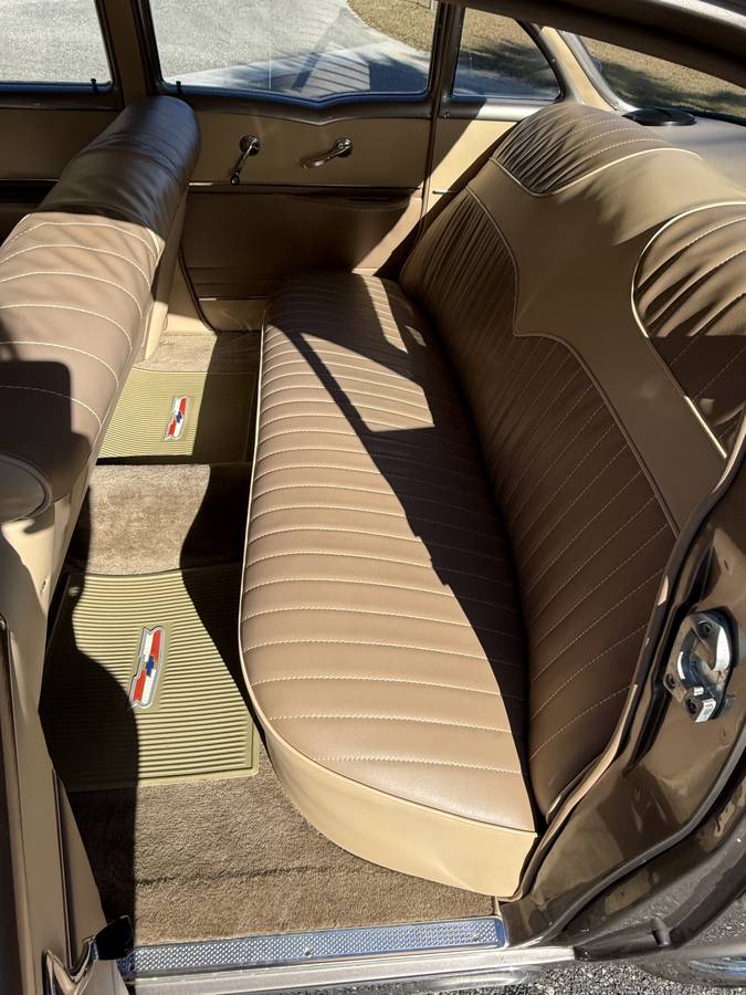 Chevrolet-bel-air-1955-custom-10