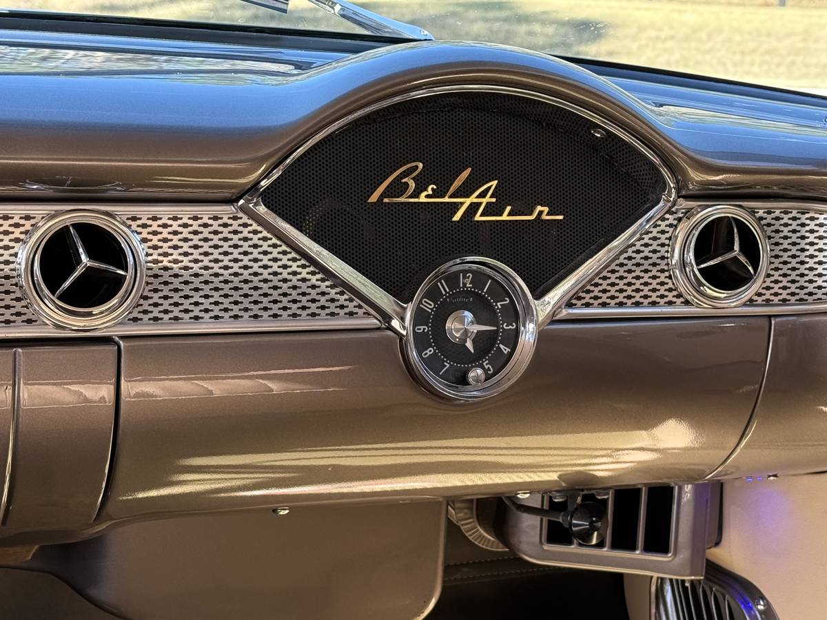 Chevrolet-bel-air-1955-custom-6