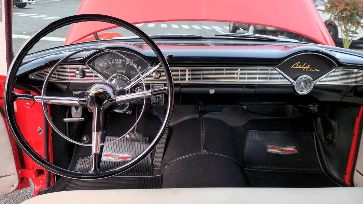 Chevrolet-bel-air-1956-13