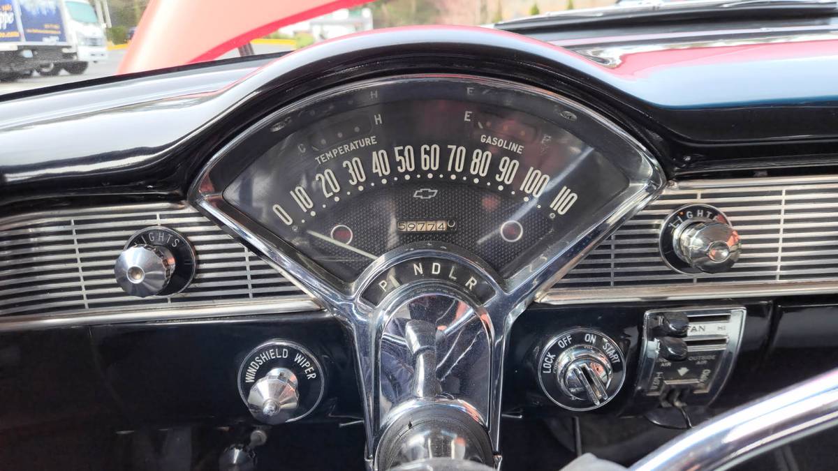 Chevrolet-bel-air-1956-14