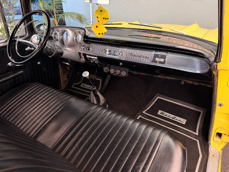 Chevrolet-bel-air-1957-2