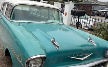 Chevrolet-bel-air-1957-blue-1