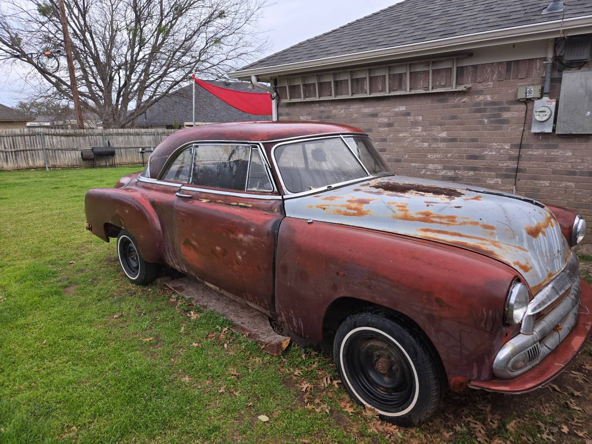 Chevrolet-bel-air-deluxe-1952-custom
