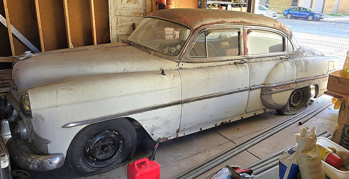 Chevrolet-belair-1953-grey-8