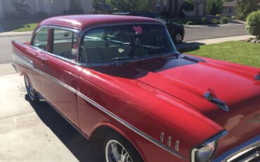 Chevrolet-belair-1957-red-2