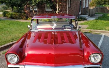 Chevrolet-belair-4-door-hardtop-sedan-1956-red-4