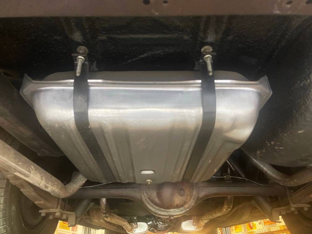 Chevrolet-belair-ht-1957-black-11