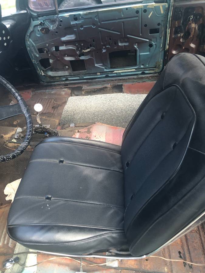 Chevrolet-biscayne-1962-green-10