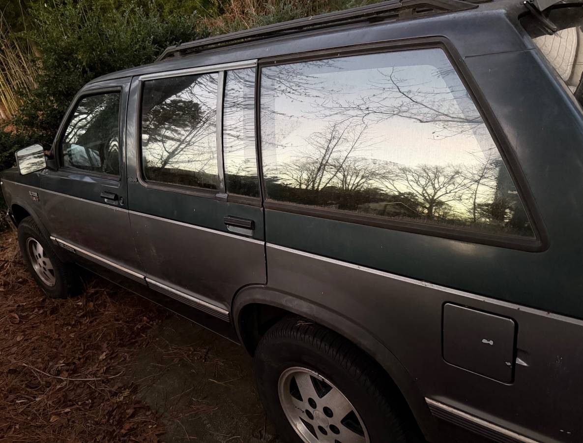 Chevrolet-blazer-12-ton-nominal-1992-green-7