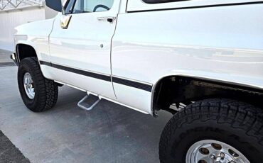 Chevrolet-blazer-1989-white-13