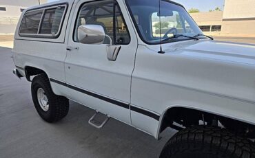 Chevrolet-blazer-1989-white-19