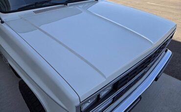 Chevrolet-blazer-1989-white-20