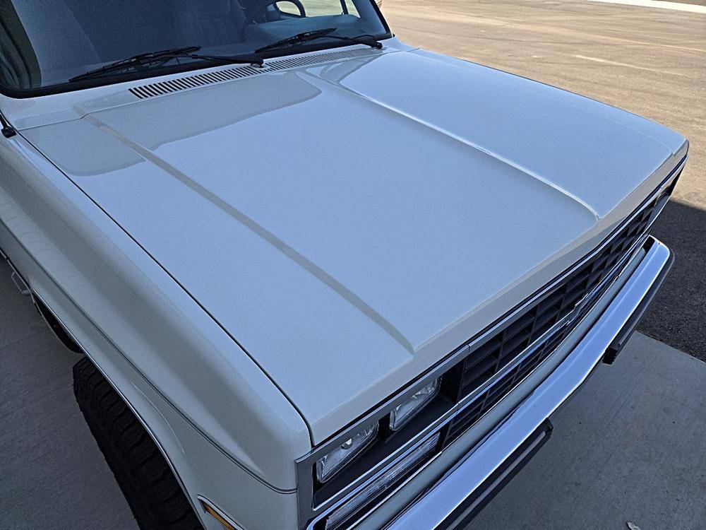 Chevrolet-blazer-1989-white-20