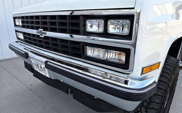 Chevrolet-blazer-1989-white-23