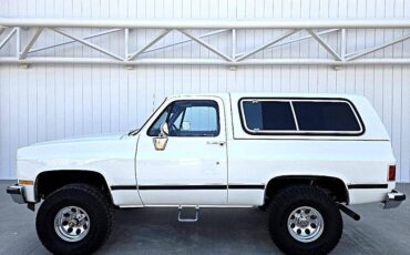 Chevrolet-blazer-1989-white