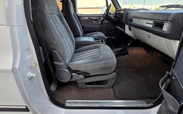 Chevrolet-blazer-1989-white-5