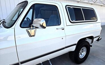 Chevrolet-blazer-1989-white-8