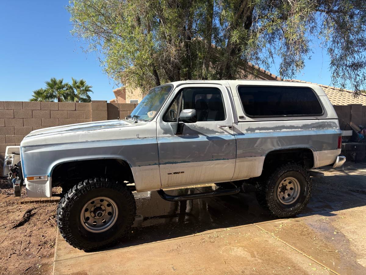 Chevrolet-blazer-1991-2