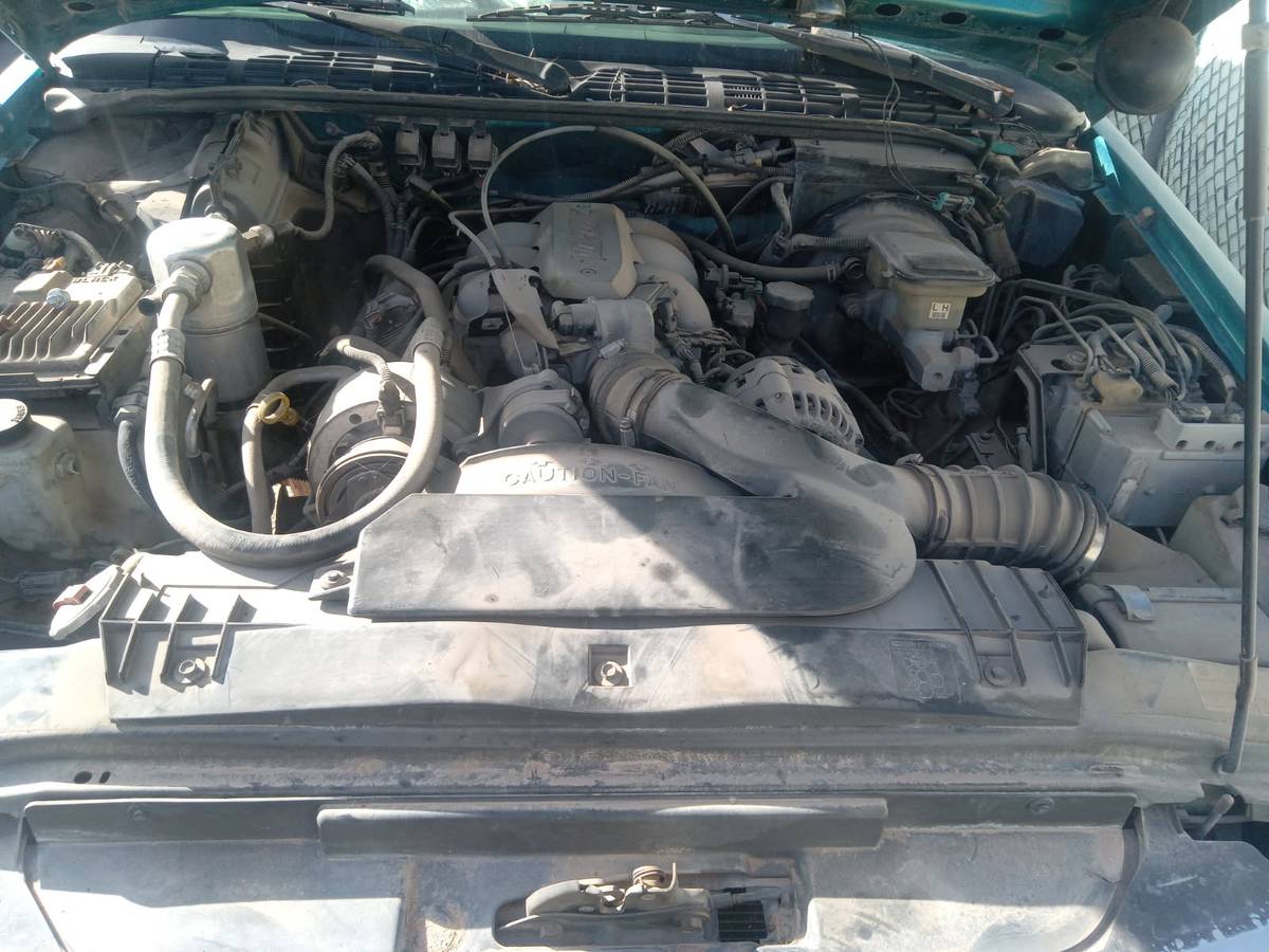 Chevrolet-blazer-1995-green-1