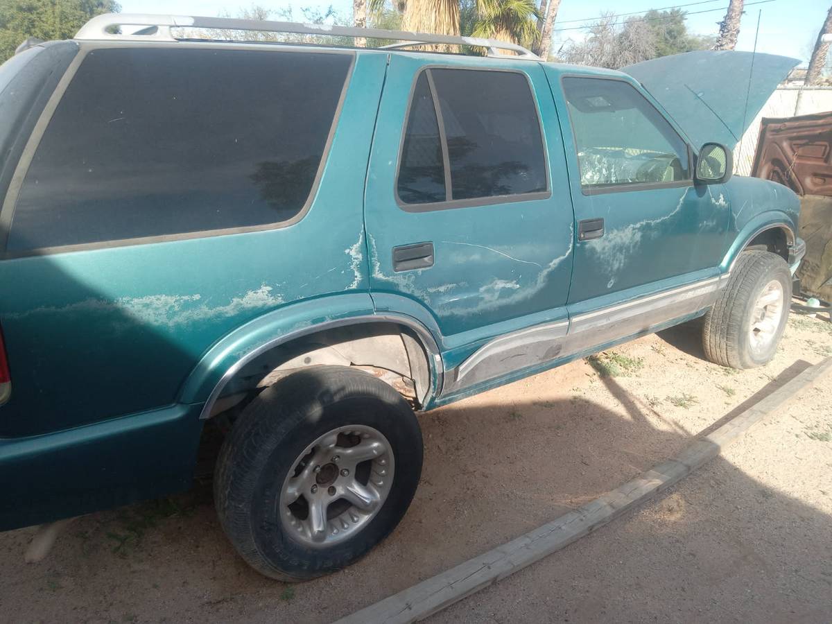 Chevrolet-blazer-1995-green-3