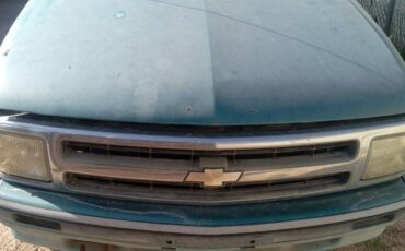 Chevrolet-blazer-1995-green