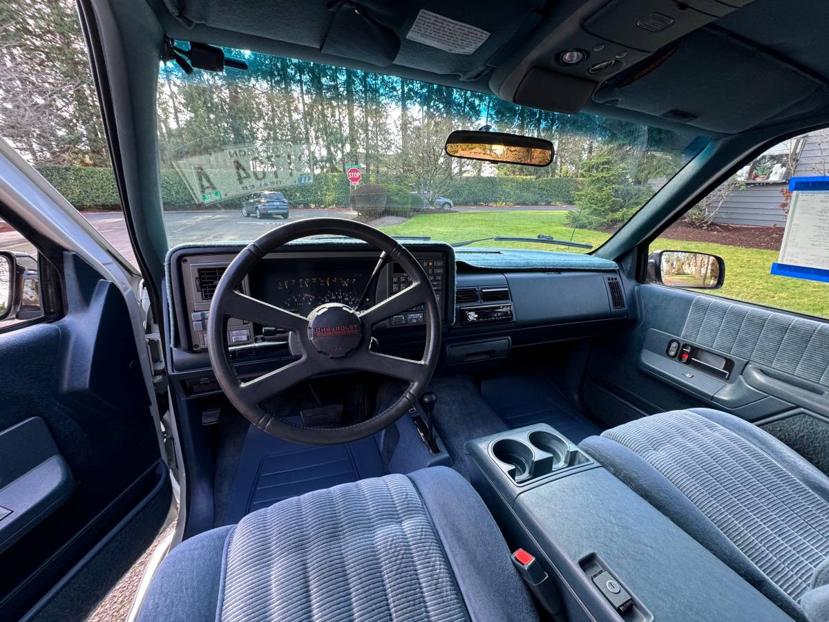 Chevrolet-blazer-k15-1992-white-19