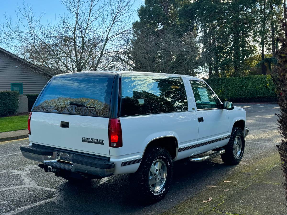 Chevrolet-blazer-k15-1992-white-3