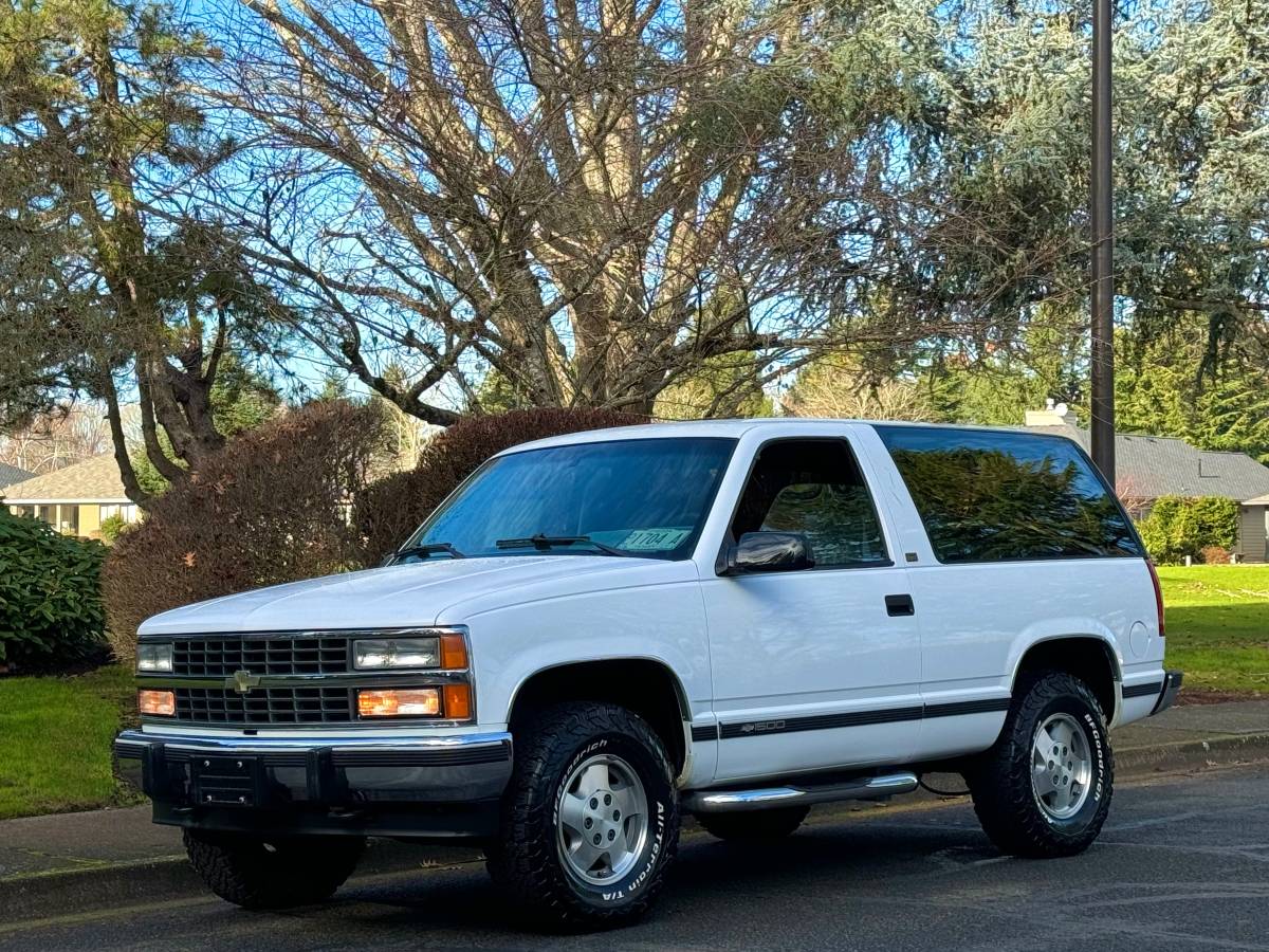 Chevrolet-blazer-k15-1992-white-6
