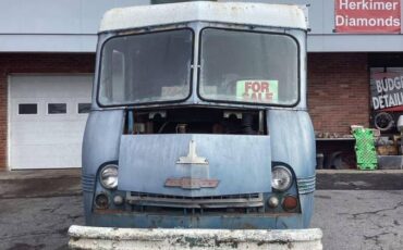 Chevrolet-boyertown-merchandizer-diesel-1958-blue-3