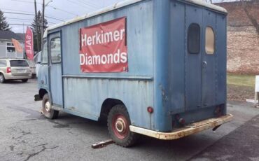 Chevrolet-boyertown-merchandizer-diesel-1958-blue-7