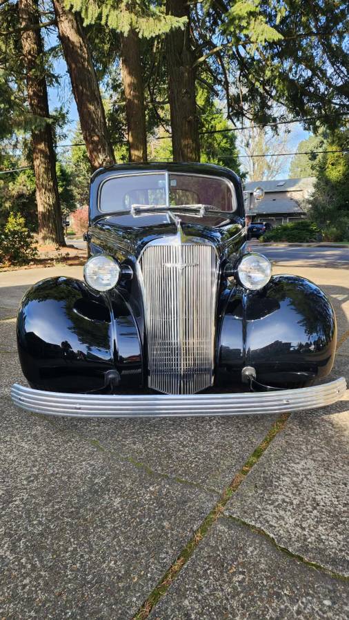 Chevrolet-business-coupe-1937-black-3