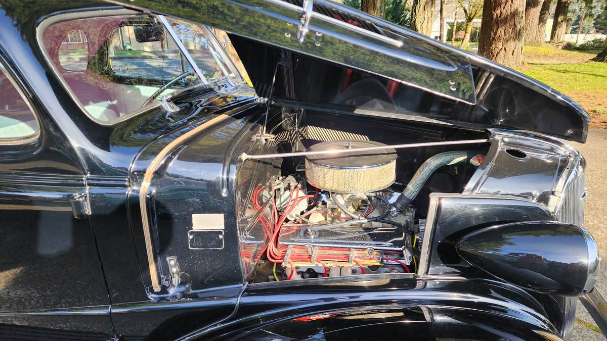 Chevrolet-business-coupe-1937-black-7