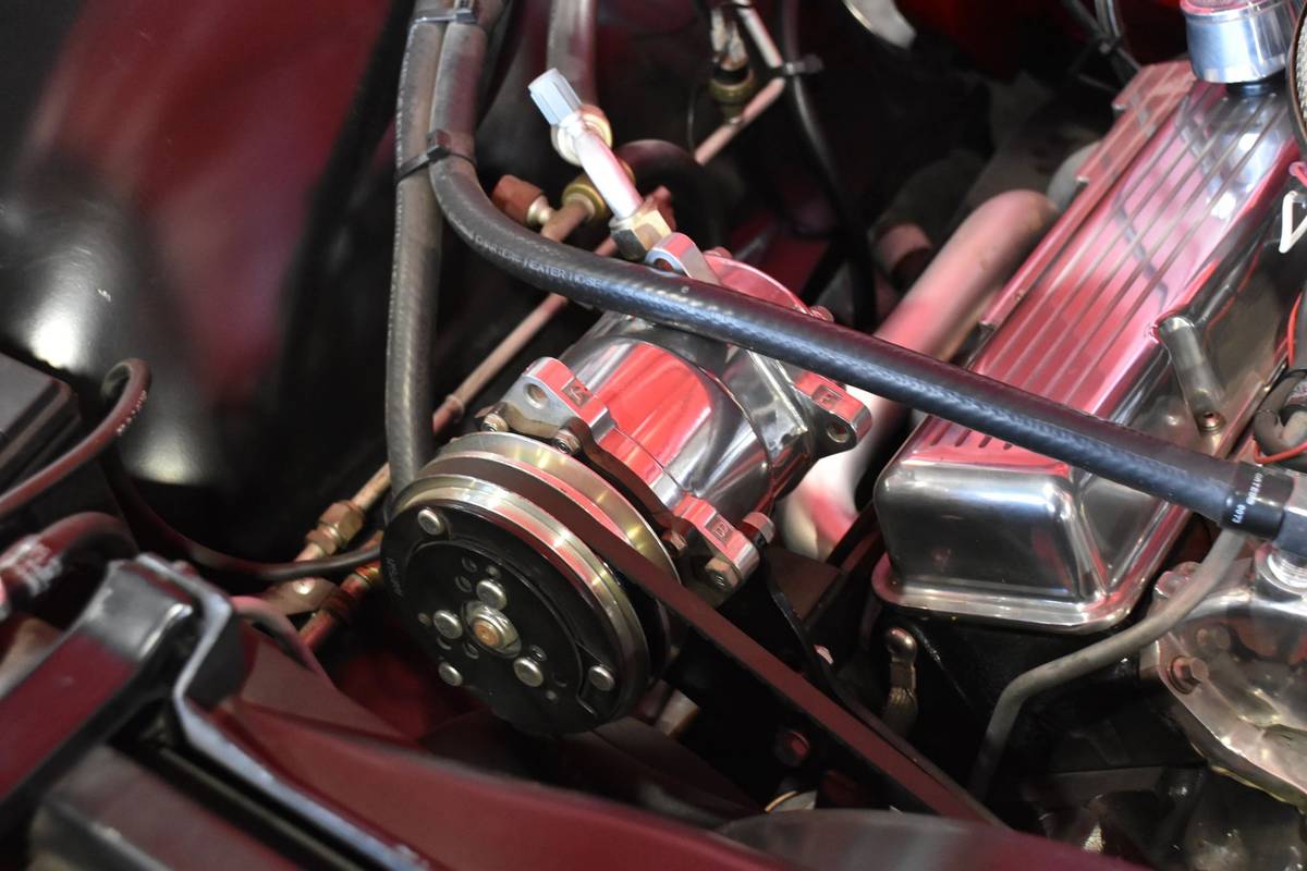 Chevrolet-c-10-1968-red-19