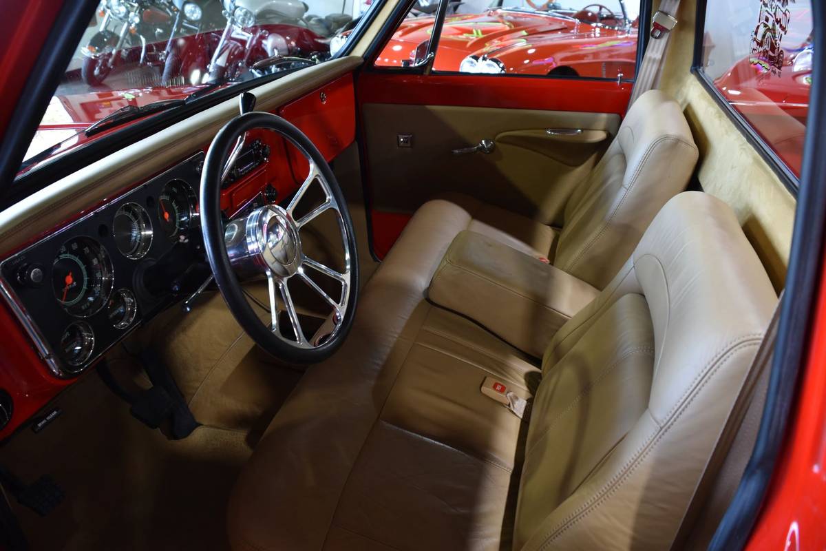 Chevrolet-c-10-1968-red