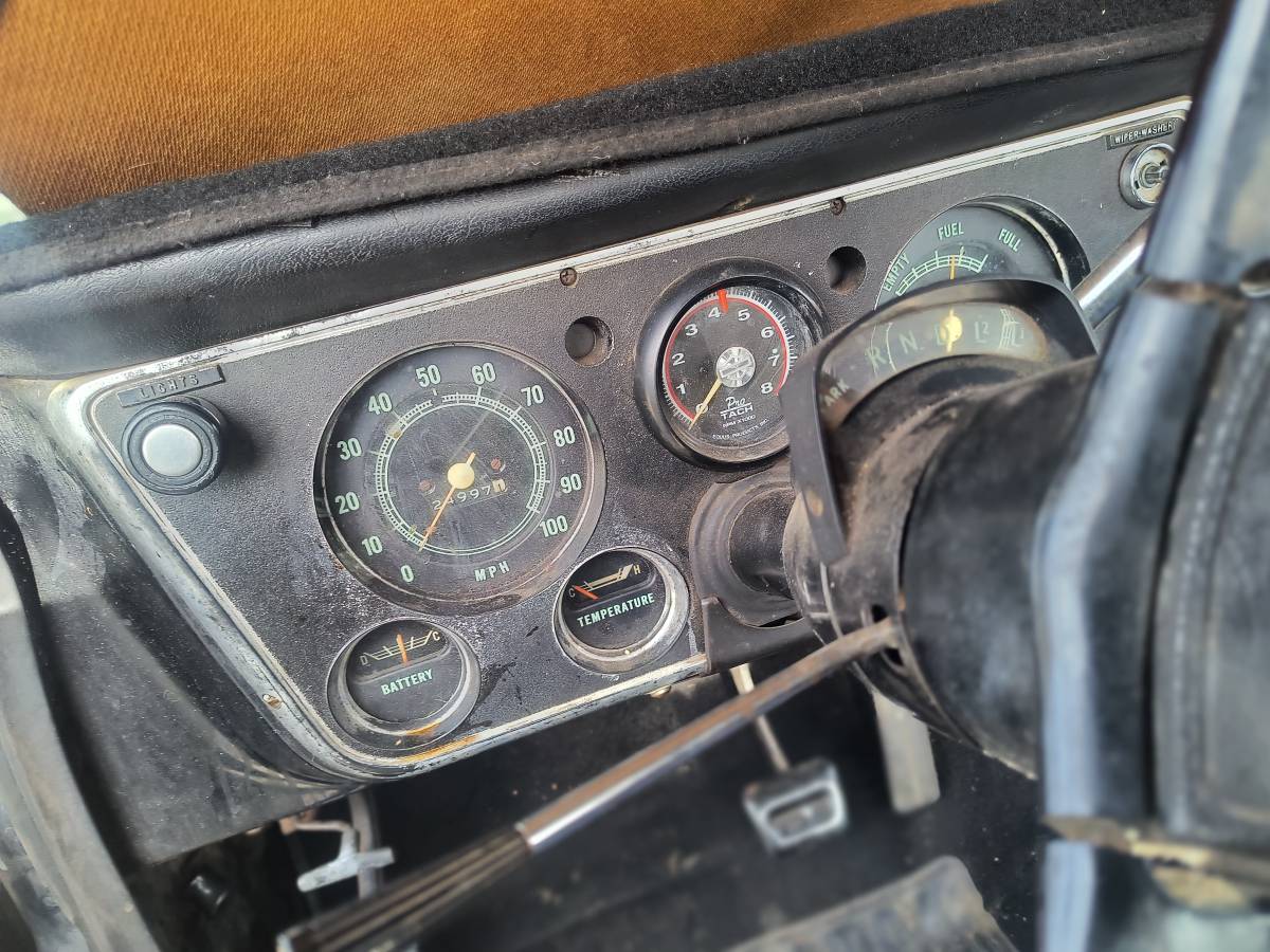 Chevrolet-c-20-pu-1972-14