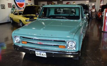 Chevrolet-c10-1967-green-10